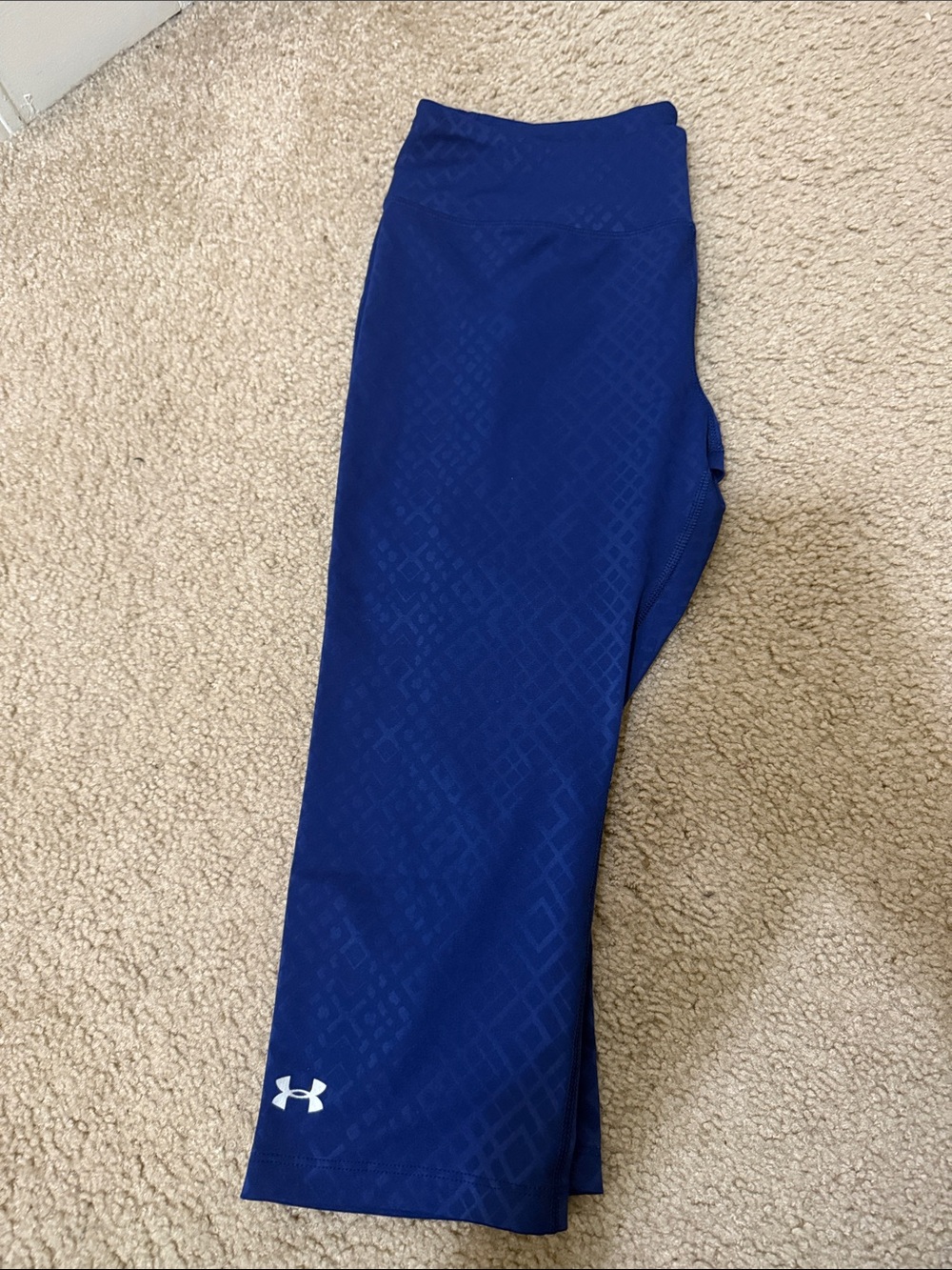 Under Armour Women’s Royal Blue Patterned Capri Athletic Leggings